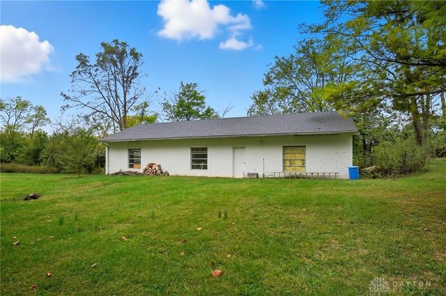 8375 Peters Pike, Dayton, OH 45414