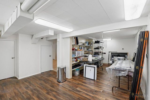3685 Davenant Avenue, Cincinnati, OH 45213