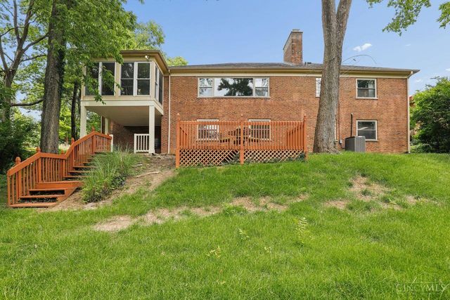 3685 Davenant Avenue, Cincinnati, OH 45213