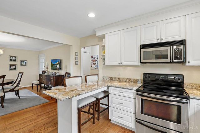 3685 Davenant Avenue, Cincinnati, OH 45213