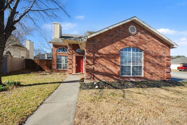 2102 Ridgecliff Drive, Keller, TX 76248