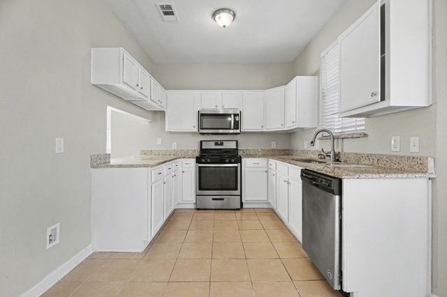 2102 Ridgecliff Drive, Keller, TX 76248