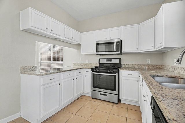 2102 Ridgecliff Drive, Keller, TX 76248