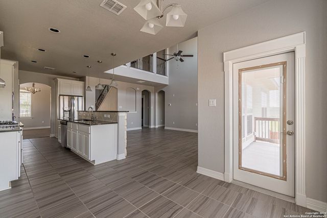 7523 HAYS HL, San Antonio, TX 78256