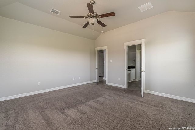 7523 HAYS HL, San Antonio, TX 78256