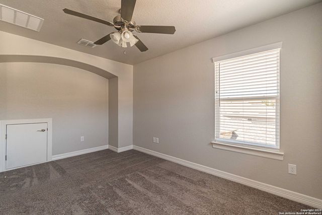7523 HAYS HL, San Antonio, TX 78256