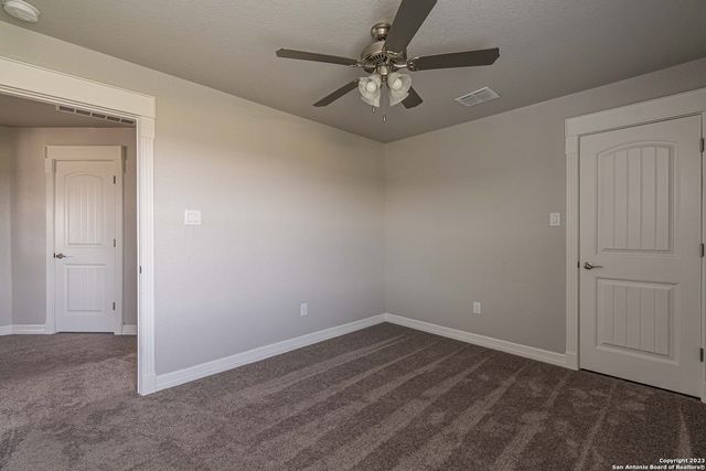 7523 HAYS HL, San Antonio, TX 78256