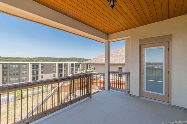 7523 HAYS HL, San Antonio, TX 78256
