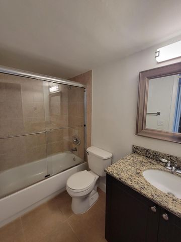 971 NW 122nd Terrace, Pembroke Pines, FL 33026