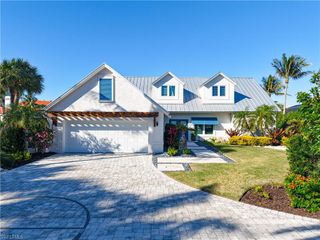 750 Periwinkle WAY, Sanibel, FL 33957