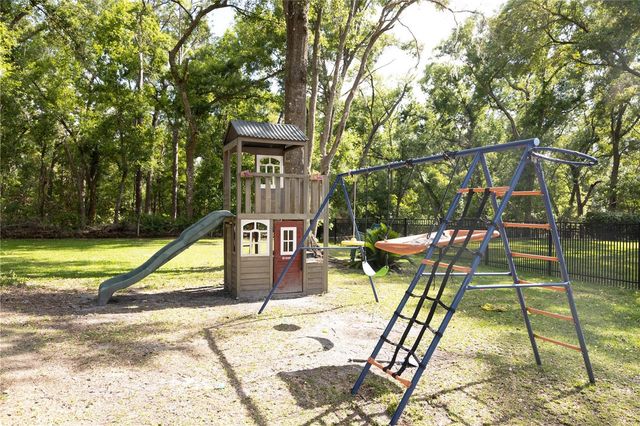 1511 MCCREA DRIVE, Lutz, FL 33549