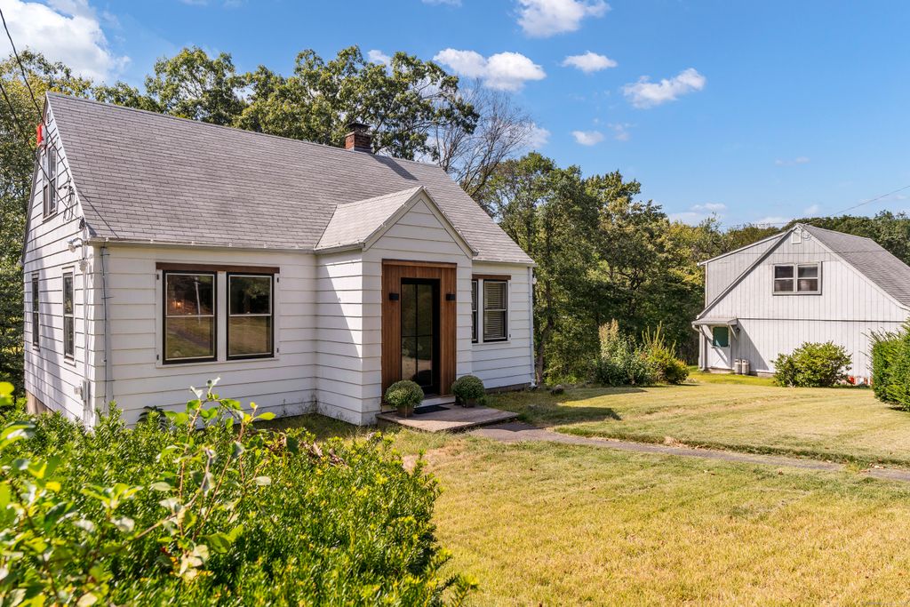 11 Warner Hill Road, Shelton, CT 06484