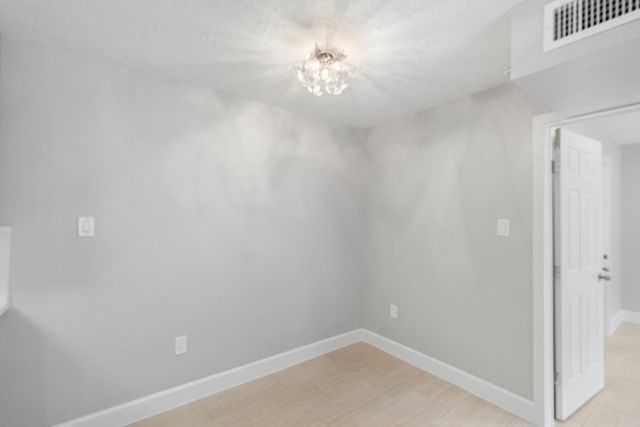 2101 Fountain View Drive 4 6, Houston, TX 77057