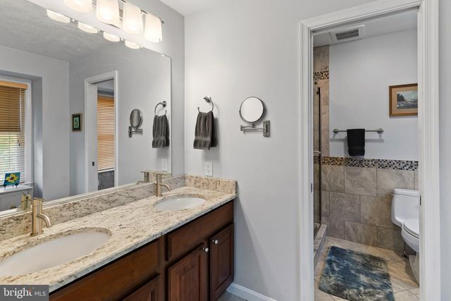 1802 LANG DR, Crofton, MD 21114
