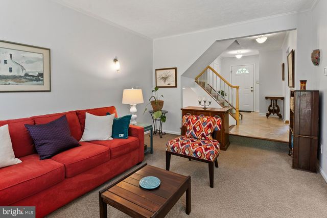1802 LANG DR, Crofton, MD 21114