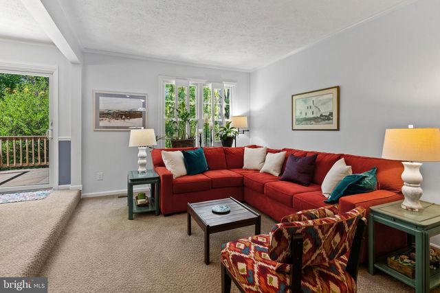 1802 LANG DR, Crofton, MD 21114