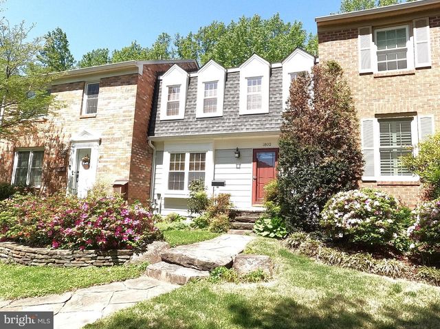 1802 LANG DR, Crofton, MD 21114