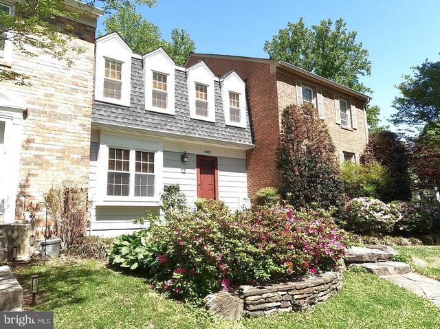1802 LANG DR, Crofton, MD 21114