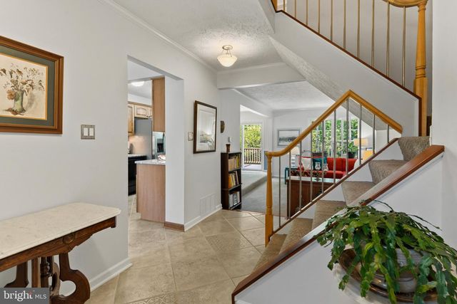 1802 LANG DR, Crofton, MD 21114