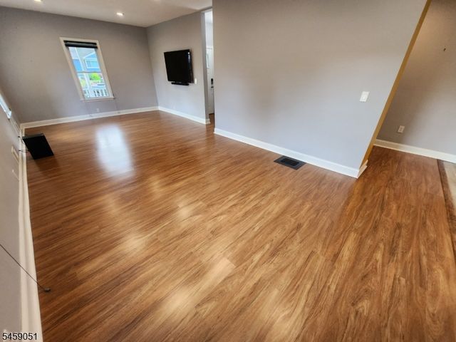616 Center St, Dunellen Boro, NJ 08812