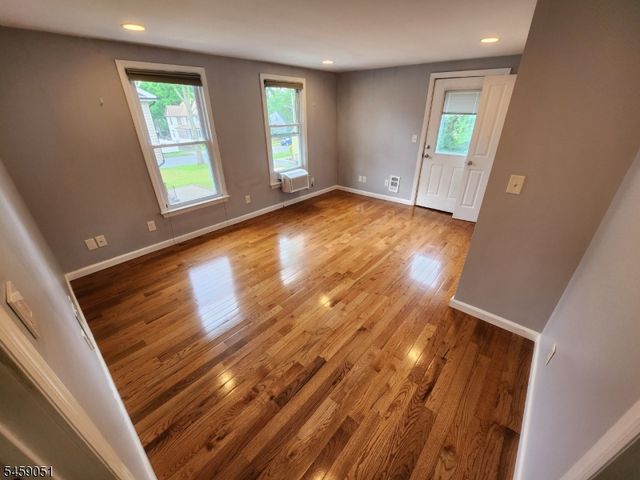 616 Center St, Dunellen Boro, NJ 08812