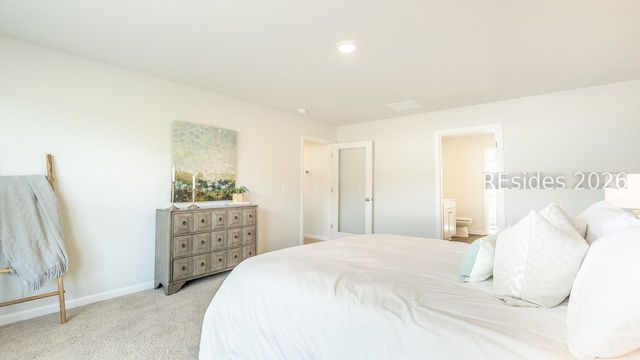 964 Sanctum St, Ridgeland, SC 29936