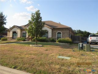 1119 Old Oak Road, Harker Heights, TX 76548
