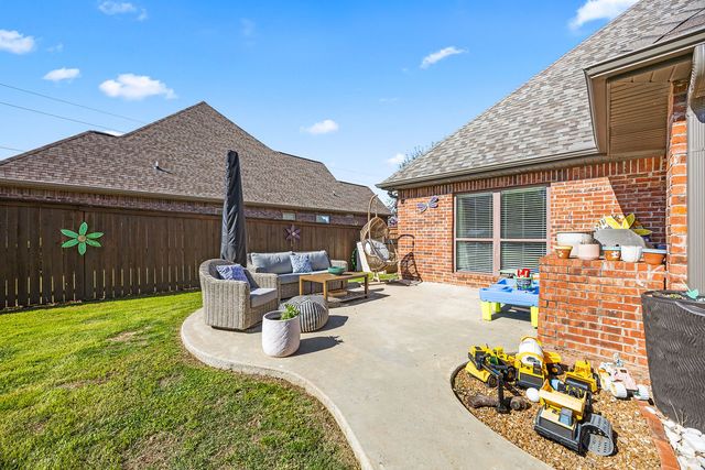 4701 SW Newcastle Road, Bentonville, AR 72713