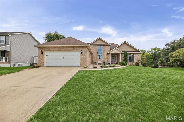 2614 Meridian Lake Drive, Shiloh, IL 62221