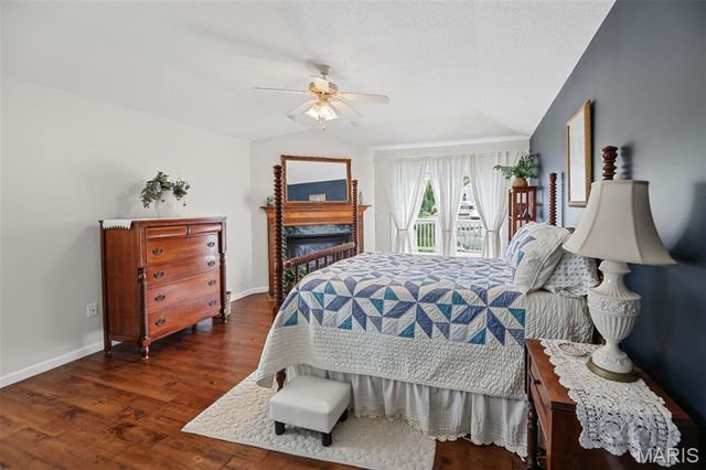 2614 Meridian Lake Drive, Shiloh, IL 62221
