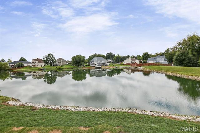 2614 Meridian Lake Drive, Shiloh, IL 62221