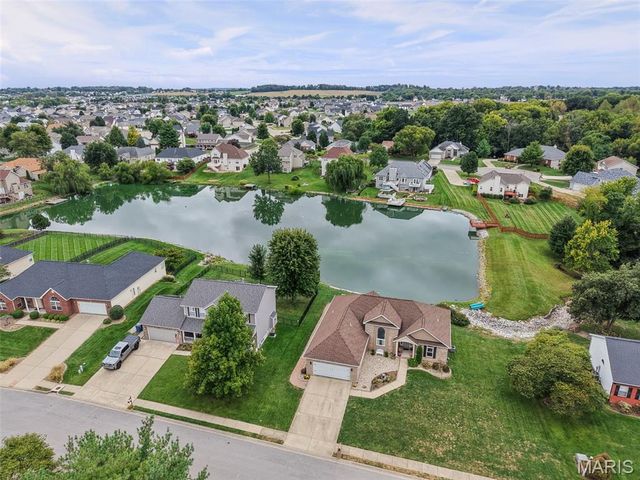 2614 Meridian Lake Drive, Shiloh, IL 62221