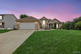 2614 Meridian Lake Drive, Shiloh, IL 62221