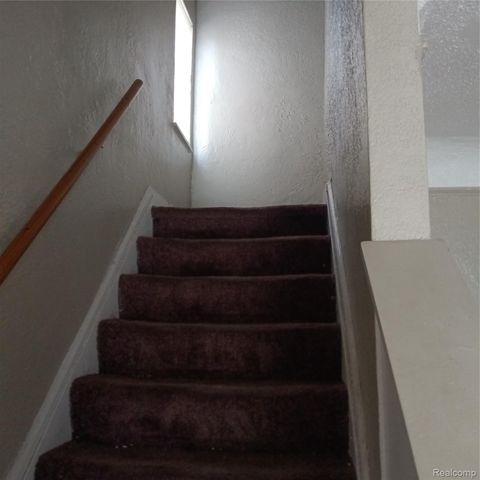 11137 Balfour Road, Detroit, MI 48224