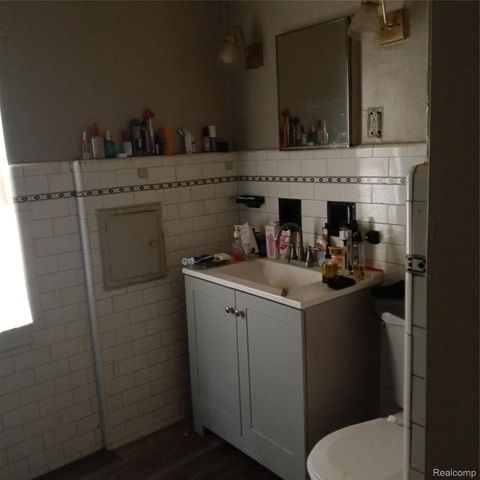 11137 Balfour Road, Detroit, MI 48224
