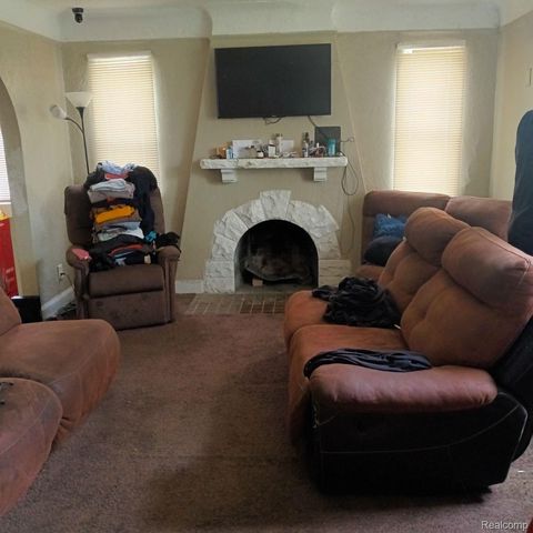 11137 Balfour Road, Detroit, MI 48224