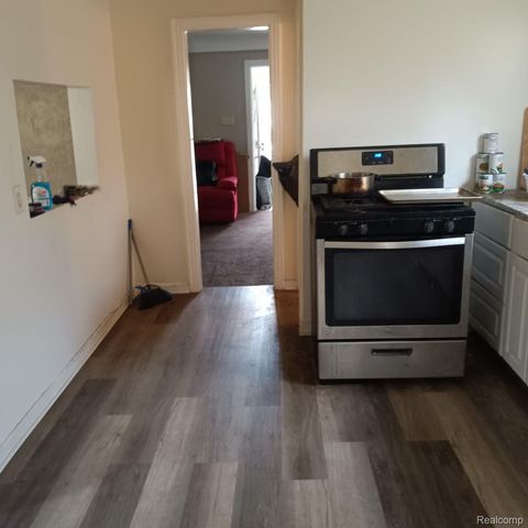 11137 Balfour Road, Detroit, MI 48224