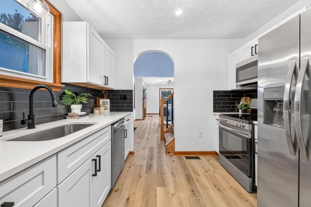 805 S Hague Avenue, Columbus, OH 43204