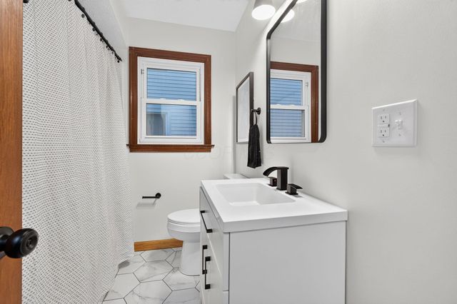 805 S Hague Avenue, Columbus, OH 43204