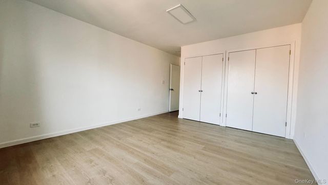 144-30 Roosevelt Avenue 510, Flushing, NY 11354