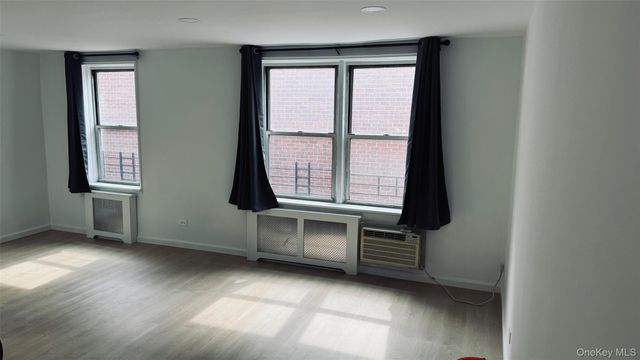 144-30 Roosevelt Avenue 510, Flushing, NY 11354