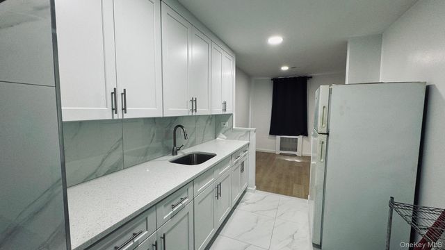 144-30 Roosevelt Avenue 510, Flushing, NY 11354