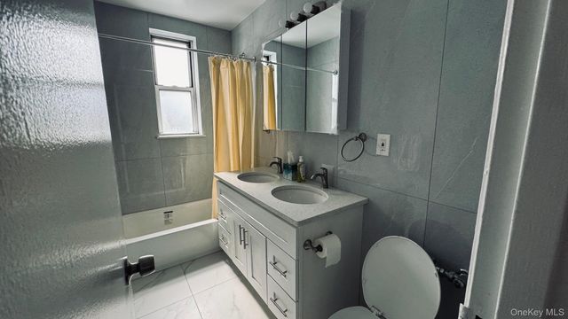 144-30 Roosevelt Avenue 510, Flushing, NY 11354