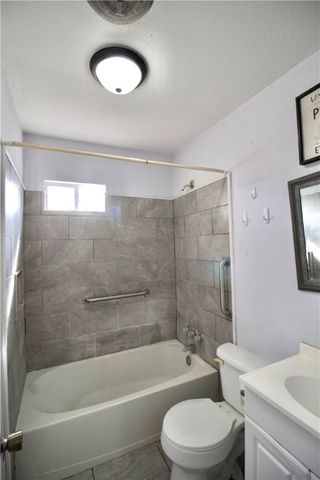 808 E Lott St, Beeville, TX 78102