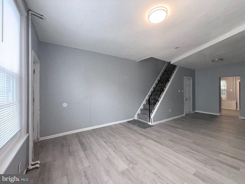 2025 GRANITE ST, PHILADELPHIA, PA 19124 — photo 3