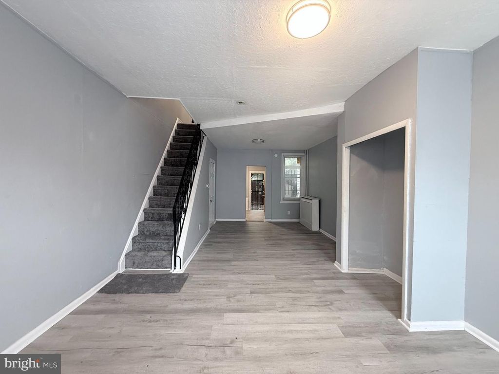 2025 GRANITE ST, PHILADELPHIA, PA 19124 — photo 4