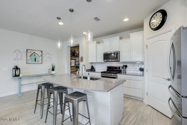 11023 E TUPELO Avenue, Mesa, AZ 85212