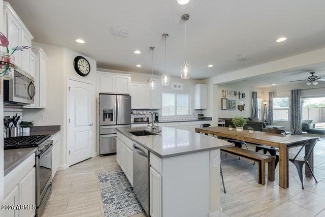 11023 E TUPELO Avenue, Mesa, AZ 85212
