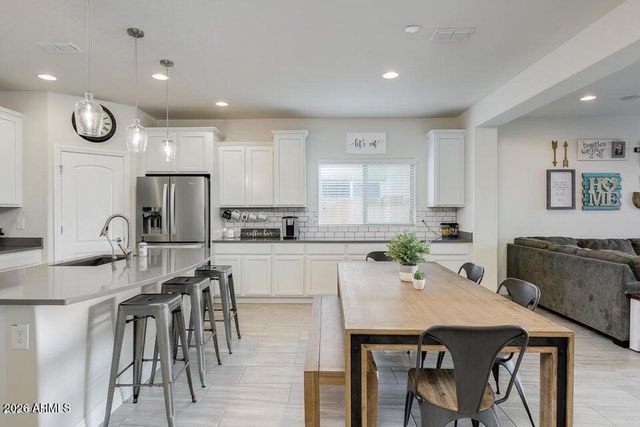 11023 E TUPELO Avenue, Mesa, AZ 85212