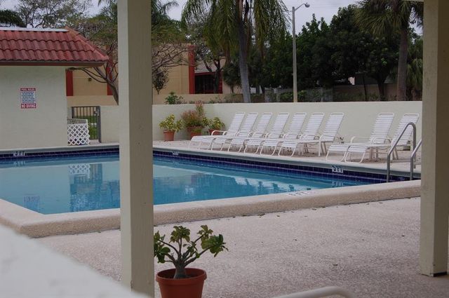 3275 FREDERICK Boulevard 12D, Delray Beach, FL 33483